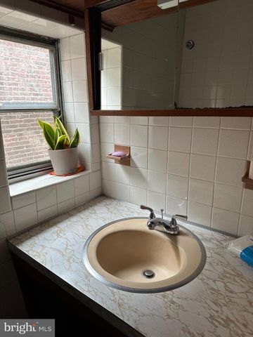 705 ANDERSON ST, Trenton, NJ 08611