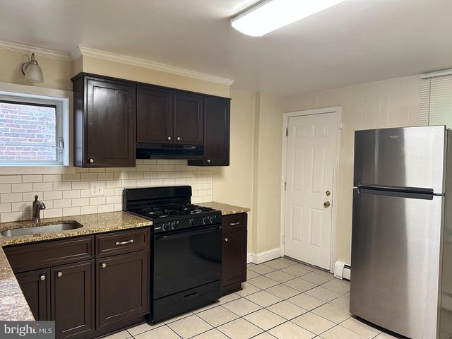 705 ANDERSON ST, Trenton, NJ 08611