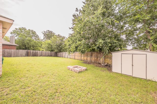 4408 Park Creek Court, Fort Worth, TX 76137