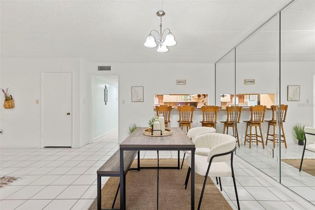 4702 CHRISTA COURT 345, Tampa, FL 33614