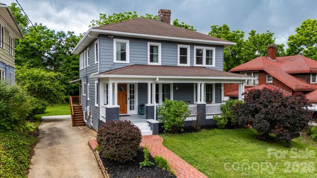 60 Austin Avenue, Asheville, NC 28801