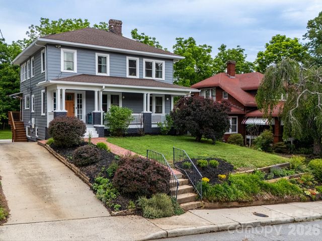 60 Austin Avenue, Asheville, NC 28801