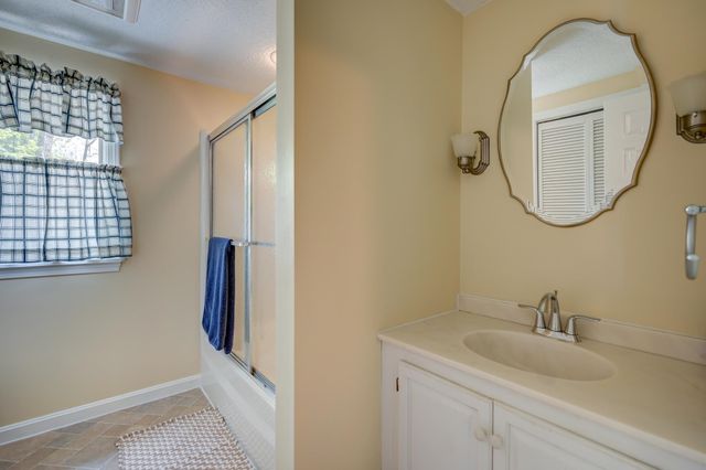 145 Birch Hill Road, Conway, NH 03860