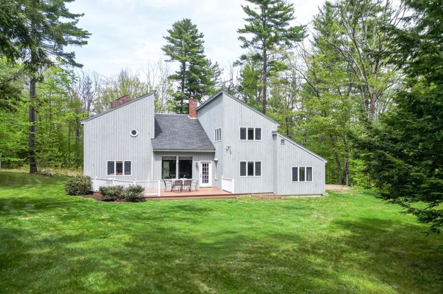 145 Birch Hill Road, Conway, NH 03860