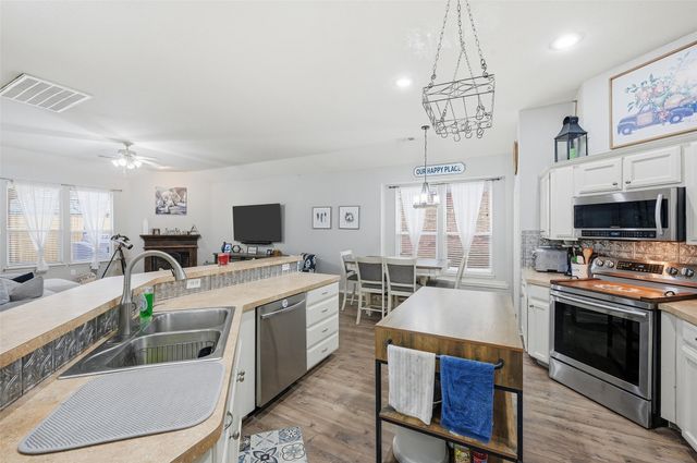 8609 Corral Circle, Fort Worth, TX 76244