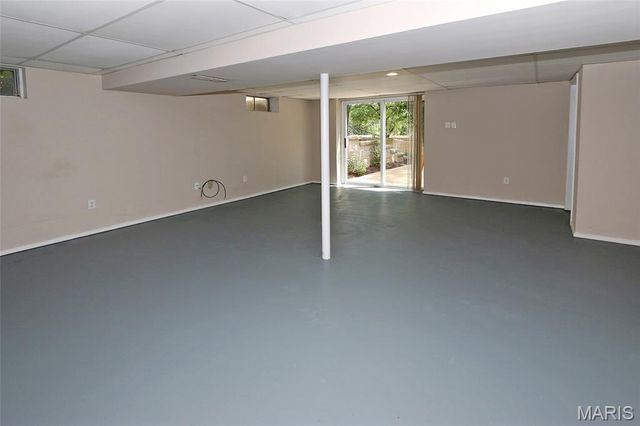 912 Tree Trails Lane, Fenton, MO 63026