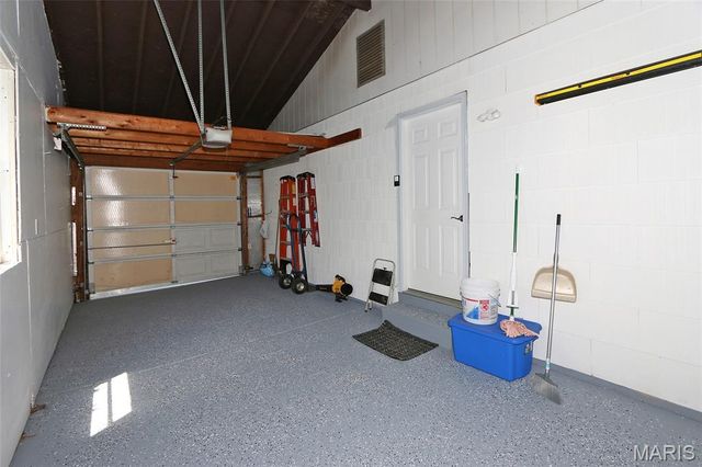 912 Tree Trails Lane, Fenton, MO 63026