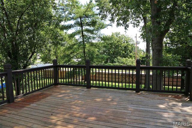 912 Tree Trails Lane, Fenton, MO 63026