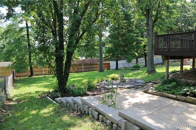 912 Tree Trails Lane, Fenton, MO 63026