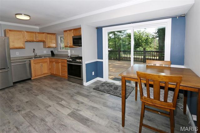 912 Tree Trails Lane, Fenton, MO 63026