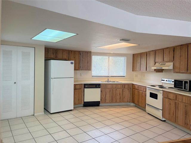 1054 LOTUS COVE COURT 632, Altamonte Springs, FL 32714