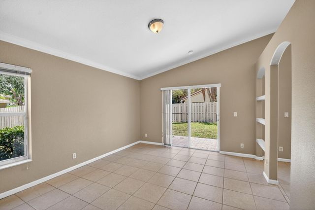 3746 Torres Circle, West Palm Beach, FL 33409