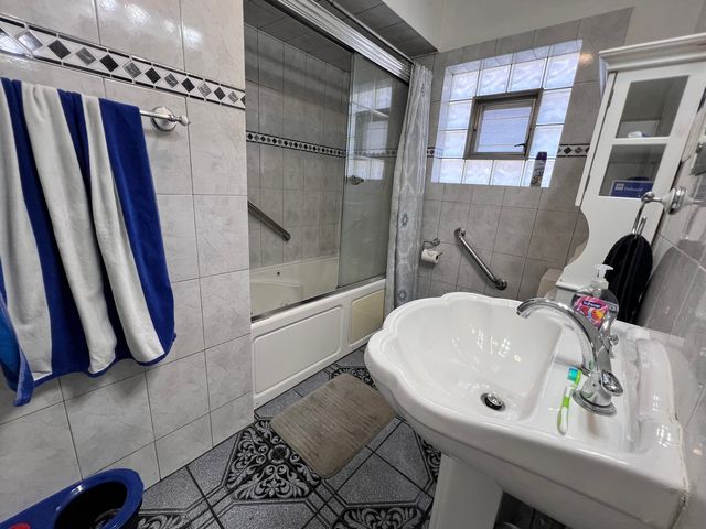 2715 Oak Park Avenue, Berwyn, IL 60402