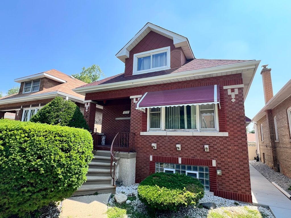 2715 Oak Park Avenue, Berwyn, IL 60402