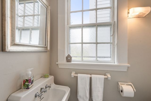 187 Mill St, Framingham, MA 01701