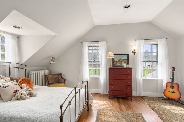 187 Mill St, Framingham, MA 01701