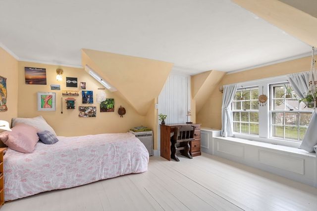 187 Mill St, Framingham, MA 01701