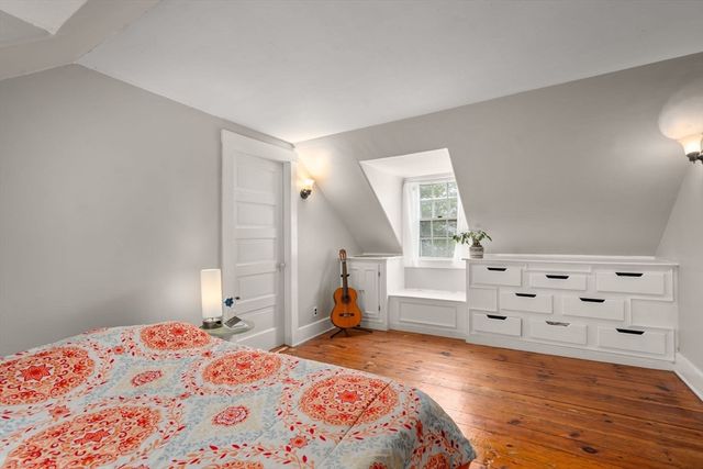 187 Mill St, Framingham, MA 01701