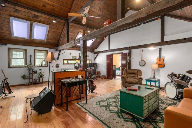 187 Mill St, Framingham, MA 01701