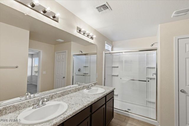 7119 W GOLDEN Lane, Peoria, AZ 85345