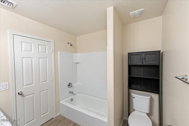 7119 W GOLDEN Lane, Peoria, AZ 85345