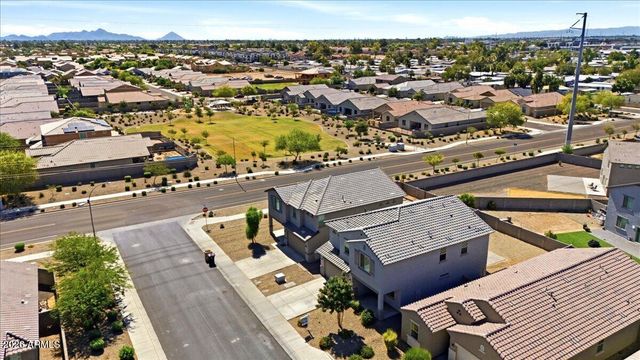 7119 W GOLDEN Lane, Peoria, AZ 85345