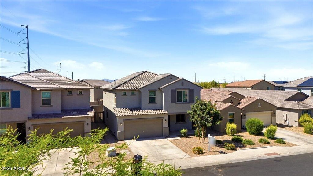 7119 W GOLDEN Lane, Peoria, AZ 85345