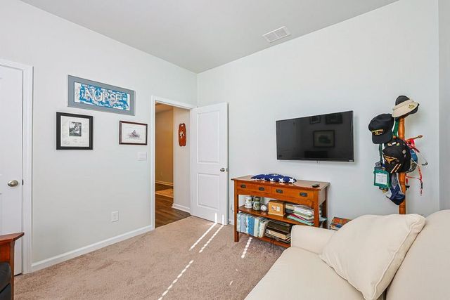 2115 Ridgedale Dr., Conway, SC 29526