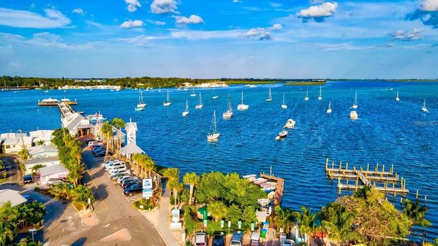 4716 STARBOARD DRIVE, Bradenton, FL 34208