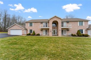 929 Auburn Hills Drive 1, Boardman, OH 44512