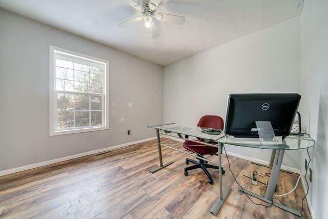 119 Liverpool Drive SE, Poplar Grove, IL 61065