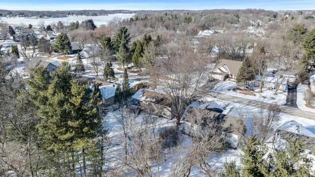 119 Liverpool Drive SE, Poplar Grove, IL 61065