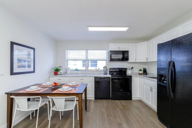 1295 13TH STREET, Sarasota, FL 34236