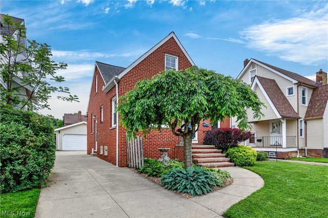 4103 Dawnshire Drive, Parma, OH 44134
