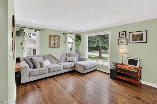 4103 Dawnshire Drive, Parma, OH 44134