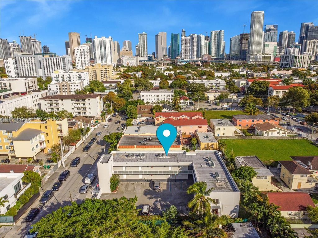 750 SW 2nd Street, Miami, FL 33130