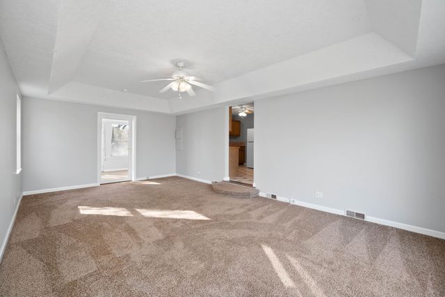 318 Verdun Dr, Clarksville, TN 37042
