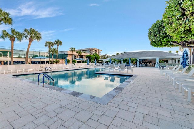 2707 N Ocean Boulevard D506, Boca Raton, FL 33431