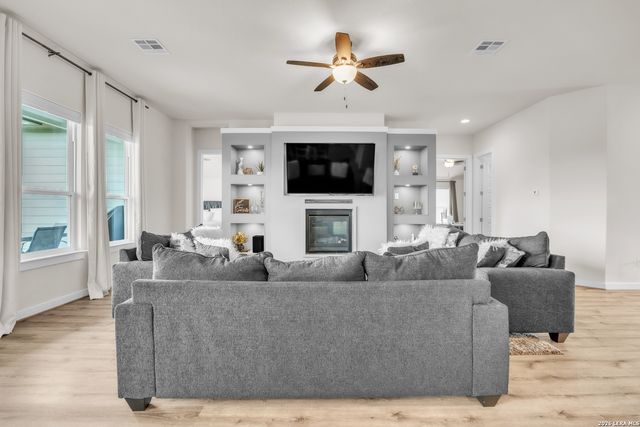 31838 Acacia Vista, Bulverde, TX 78163