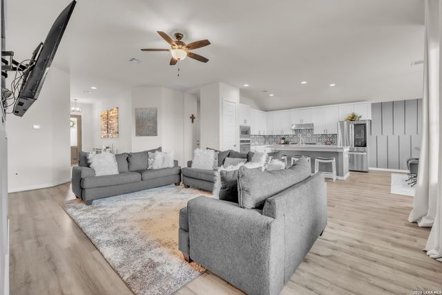 31838 Acacia Vista, Bulverde, TX 78163