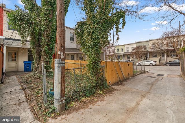 848 POWERS ST, Baltimore, MD 21211