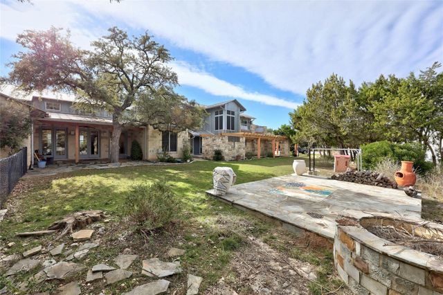 18500 Lakehead CIR, Point Venture, TX 78645