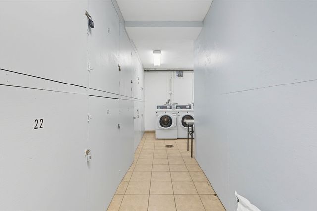 416 Belgrade Ave 25, Boston, MA 02132