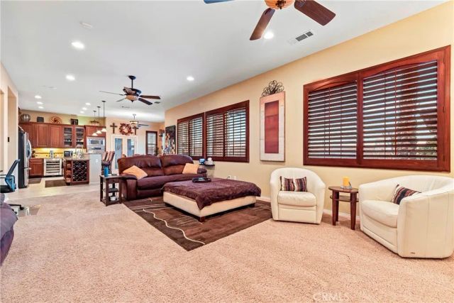 5727 W Avenue K2, Lancaster, CA 93536