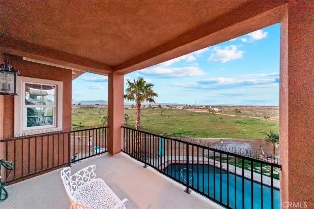 5727 W Avenue K2, Lancaster, CA 93536