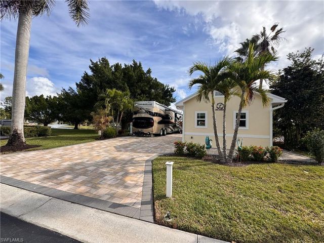 Lot 23 3020 W Riverbend Resort BLVD, Labelle, FL 33935