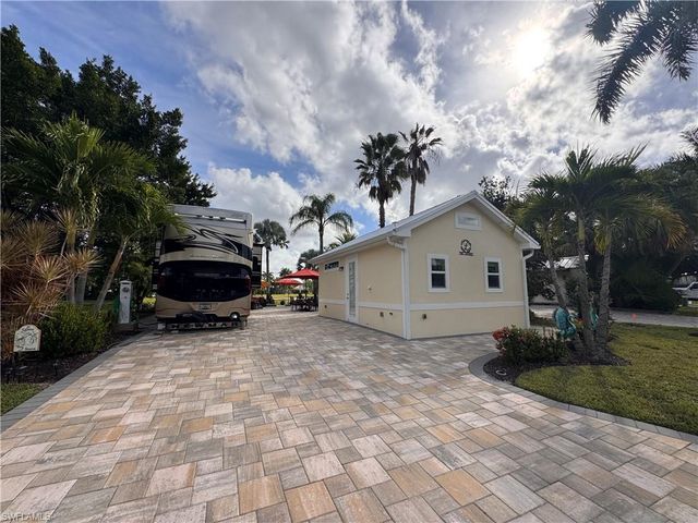 Lot 23 3020 W Riverbend Resort BLVD, Labelle, FL 33935