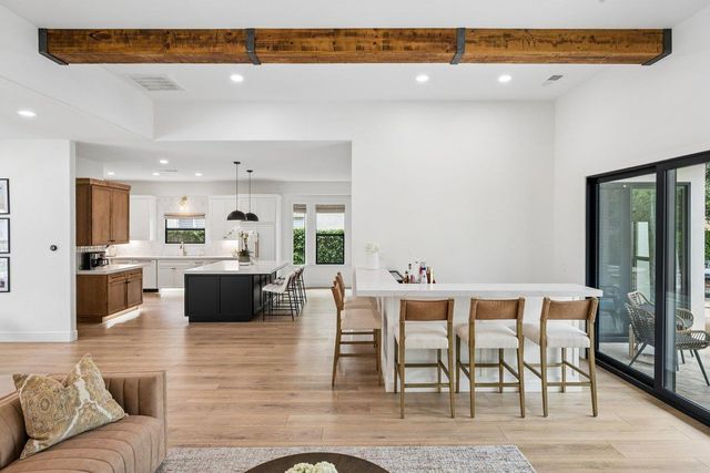 4161 Pebble Beach Dr, Stockton, CA 95219