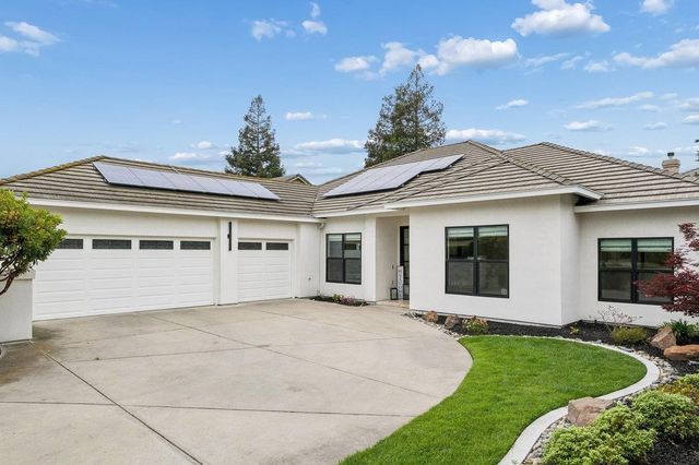4161 Pebble Beach Dr, Stockton, CA 95219