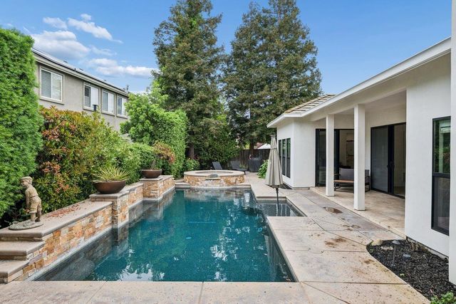 4161 Pebble Beach Dr, Stockton, CA 95219